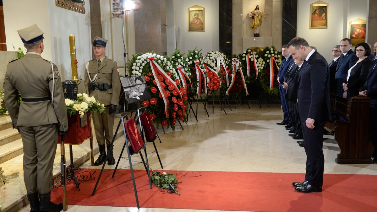 WARSZAWA POGRZEB ANDRZEJA URBAŃSKIEGO KATEDRA POLOWA (Ceremonia pogrzebowa)