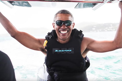 Państwo Obamowie i ich wakacyjne tournee po rajskich wyspach