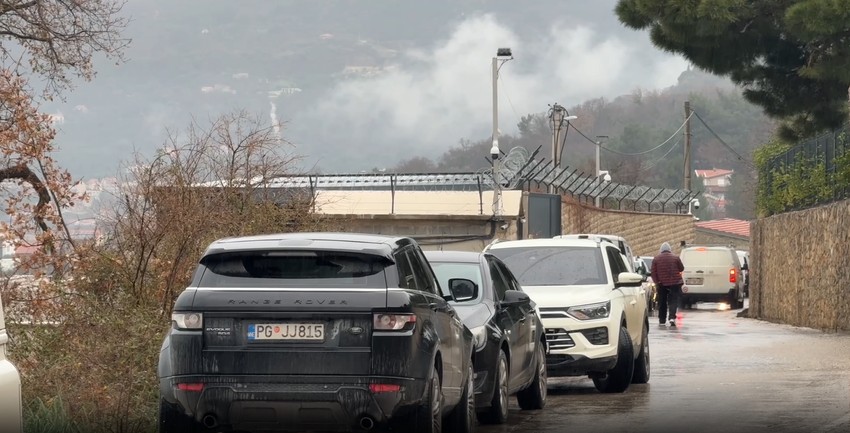 Policija pretresa objekte u Kavaču