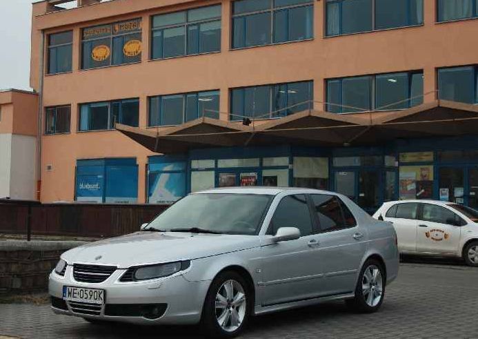 Saab 9-5 po Jarosławie Kaczyńskim