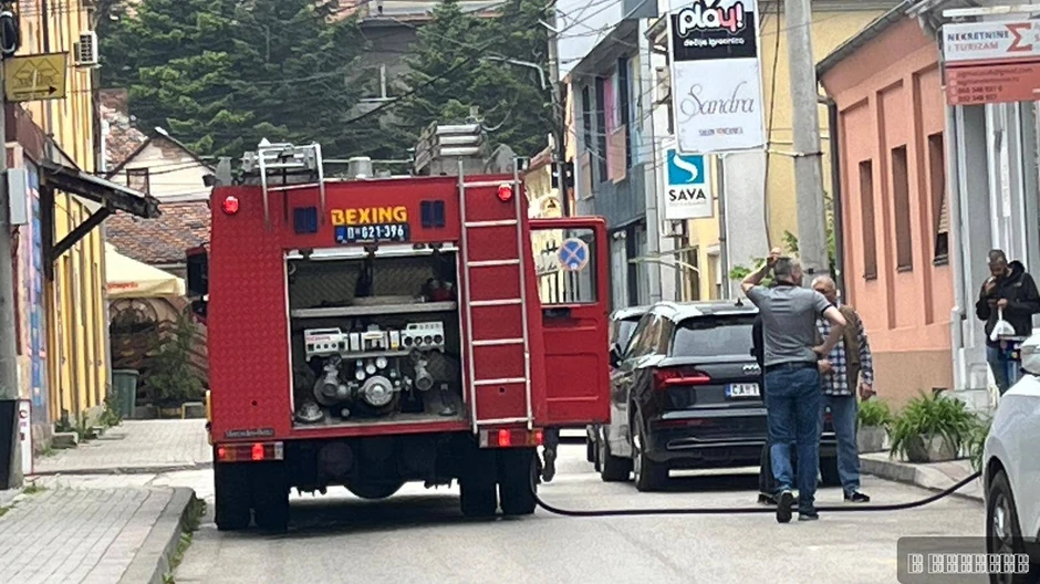 Izbio požar u samom centru Čačka, ubrzo je ugašen