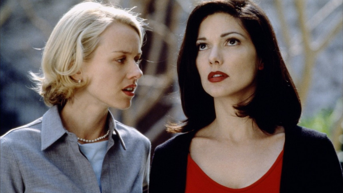 BBC Culture poprosiło aż 177 krytyków z 36 krajów o wytypowanie najlepszych filmów XXI wieku. Na pierwszym miejscu zestawienia znalazł się "Mulholland Drive" w reżyserii Davida Lyncha.