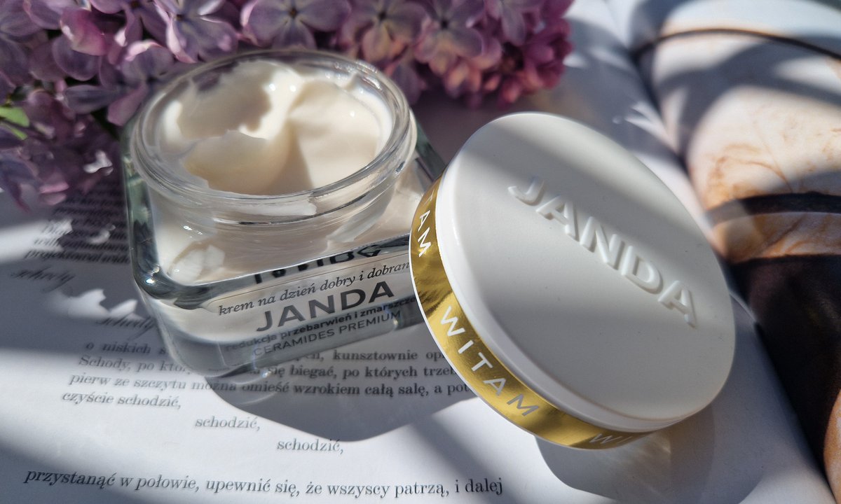 Przetestowałam świetny krem na przebarwienia po 40. Dostarcza skórze 12x więcej składników, więc działa na cały wachlarz plamek