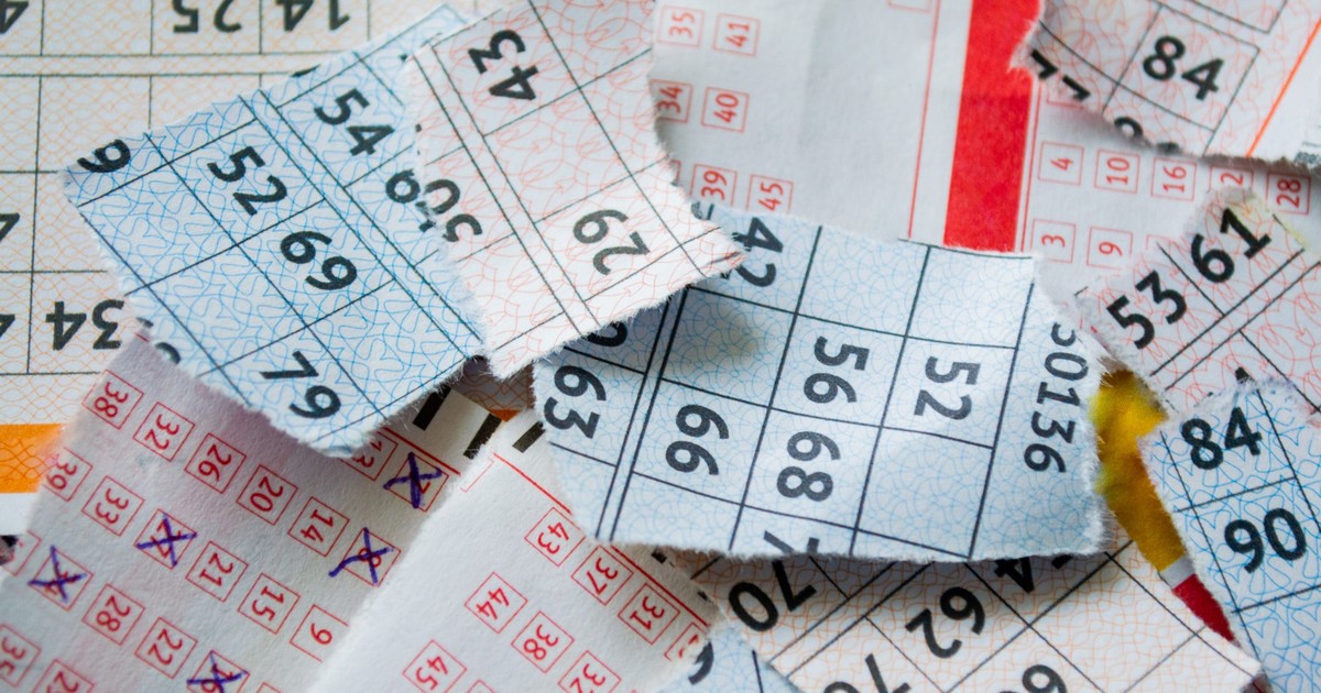 Indiana lottery approved 50,000 win for a man whose ticket was torn(02)