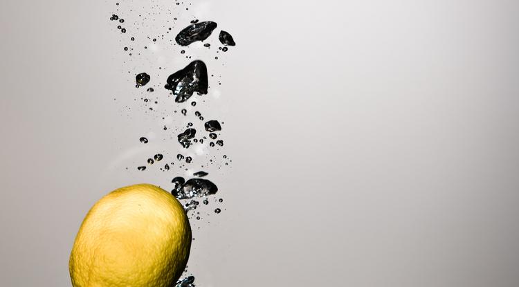 Minden reggel ivott egy pohár citromos vizet, csoda történt Fotó: Getty Images