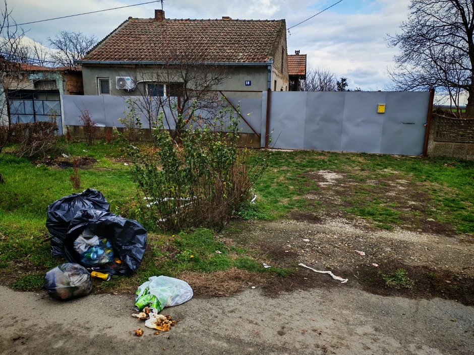 Kuća u Dolovu gde su kineski državljani držali zatočene žene