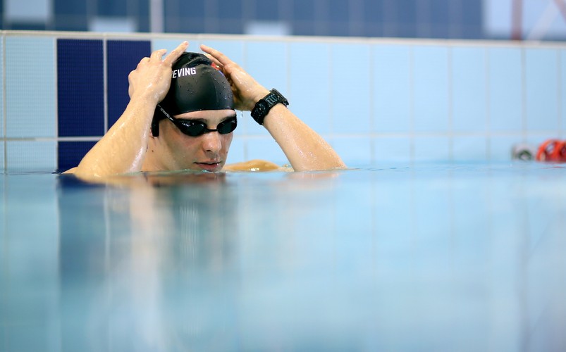 Karaś próbuje pobić rekord Guinnessa na basenie