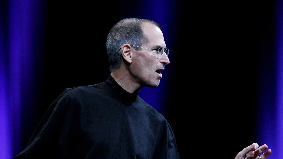 Wytwórnia Sony Pictures zamierza przenieść na ekran historię życia zmarłego w środę współzałożyciela firmy Apple - Steve'a Jobsa.