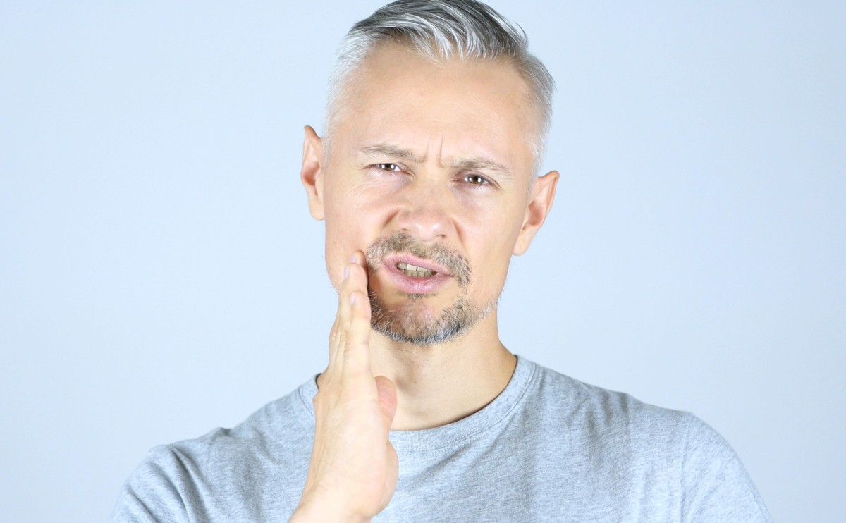 Zima to trudny czas dla zębów. Dlaczego?