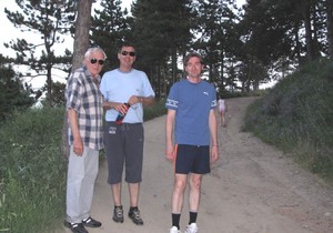 51054_hisar-pesnik-svetolik-sa-sinovima