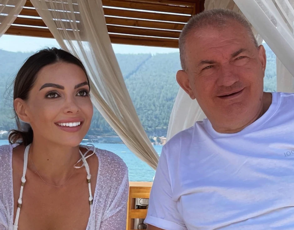 Jelena, Dragan Simić