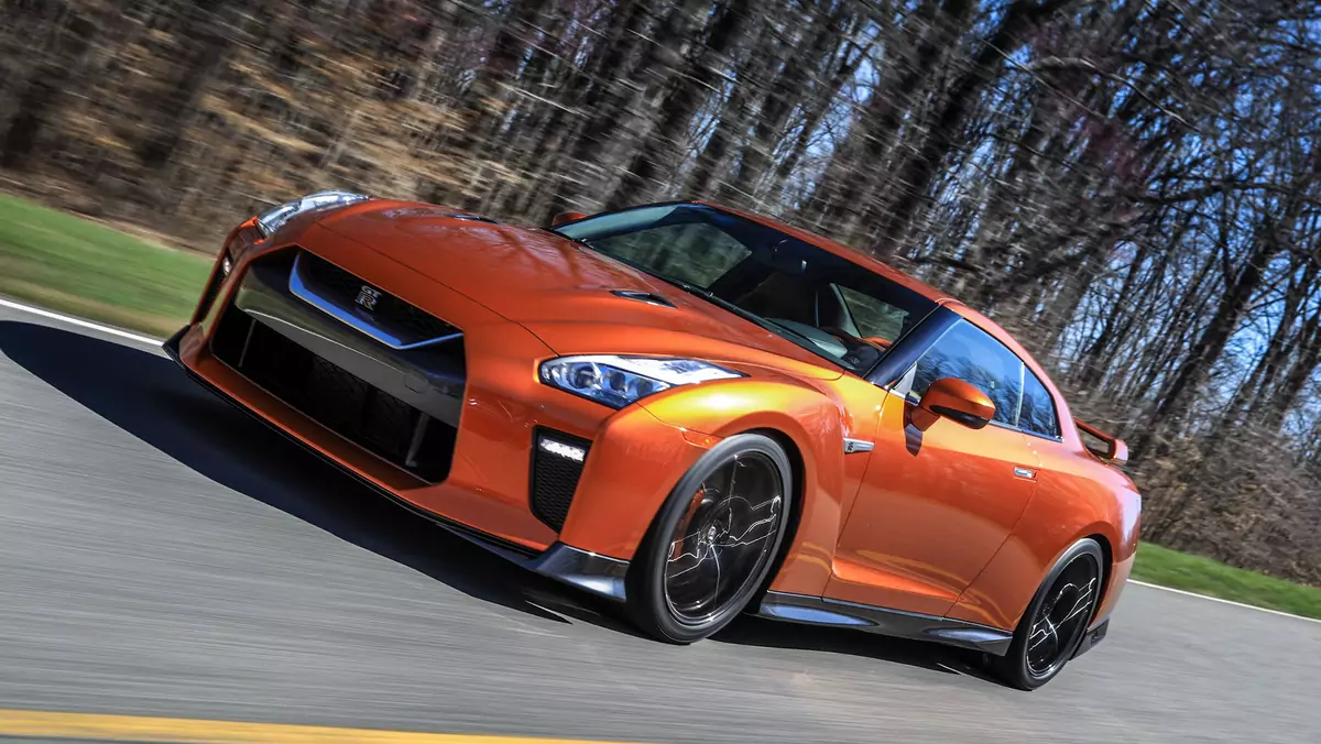 Nissan GT-R 2016