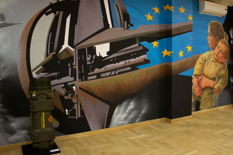 Propagandowa wystawa "NATO. Kronika okrucieństwa" w Muzeum Historii Współczesnej Rosji w Moskwie