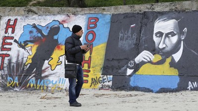 UKRAINE-CRISIS/PROTESTERS