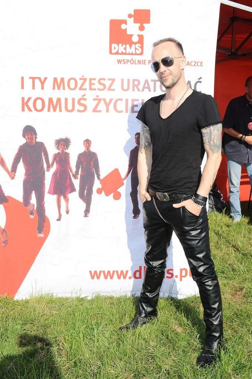 Nergal sponiewierał Dodę? To gorsze niż naplucie w twarz!