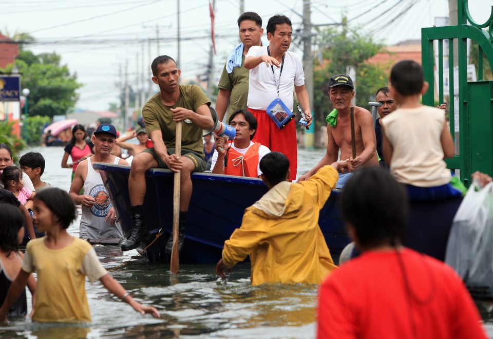 PHILIPPINES TYPHOON PARMA PREPARATION