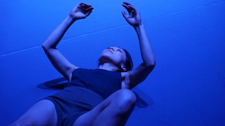 Kadr z filmu 'Mr. Gaga'; fot. Gadi Dagon