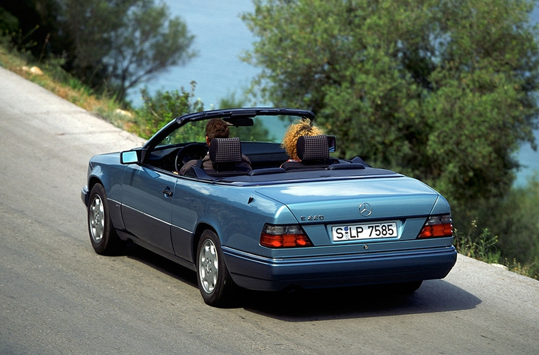 Mercedes W124 Cabrio – z pięknem trzeba obcować