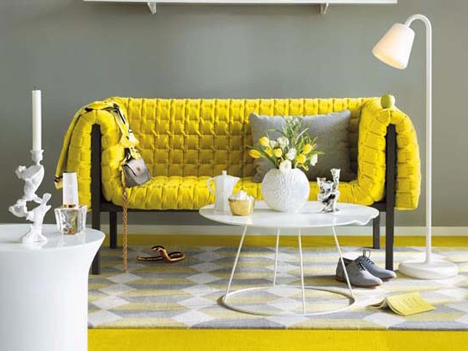21302_yellow-sofa-decorating-idea-1