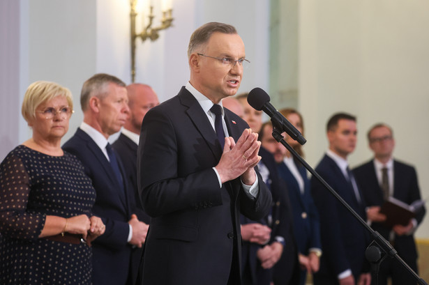 Prezydent Andrzej Duda dokonał zmian w składzie rządu PAP/Leszek Szymański