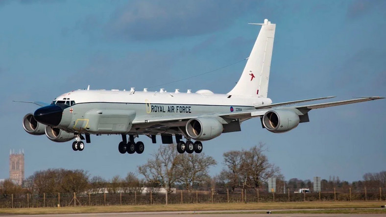 RC-135W Rivet