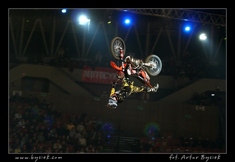 DIVERSE Night of the Jumps - fotografował Artur Bysiek