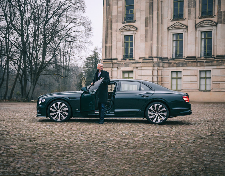 Bentley Flying Spur V8