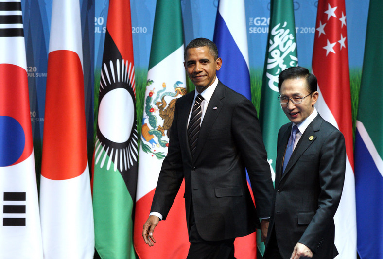 Prezydent USA Barack Obama i Lee Myung Bak prezydent Korei Południowej na szczycie państw grupy G20 w Seulu (rok 2010). Fot: Tomohiro Ohsumi/Bloomberg