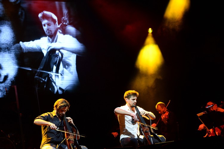 2 Celos zagrali na warszawskim Torwarze 20 listopada 2017 roku