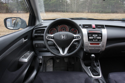 Honda City 1.4 Elegance - Japoński sedan w zupełnie nowym stylu