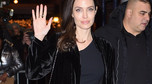 Angelina Jolie w czarnej sukience