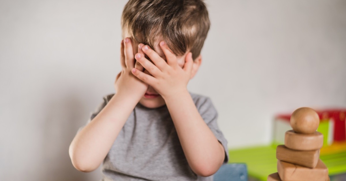 Fundamenty edukacji przedszkolnej w centrum krytyki. "Szkodliwy dla dzieci dokument"