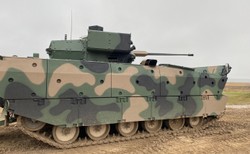 Polska wyprodukuje pływające wozy bojowe Borsuk. Czy powtórzą sukces Krabów? [WYWIAD]