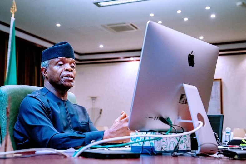 Vice President Yemi Osinbajo at work [Twitter/@NigeriaGov]