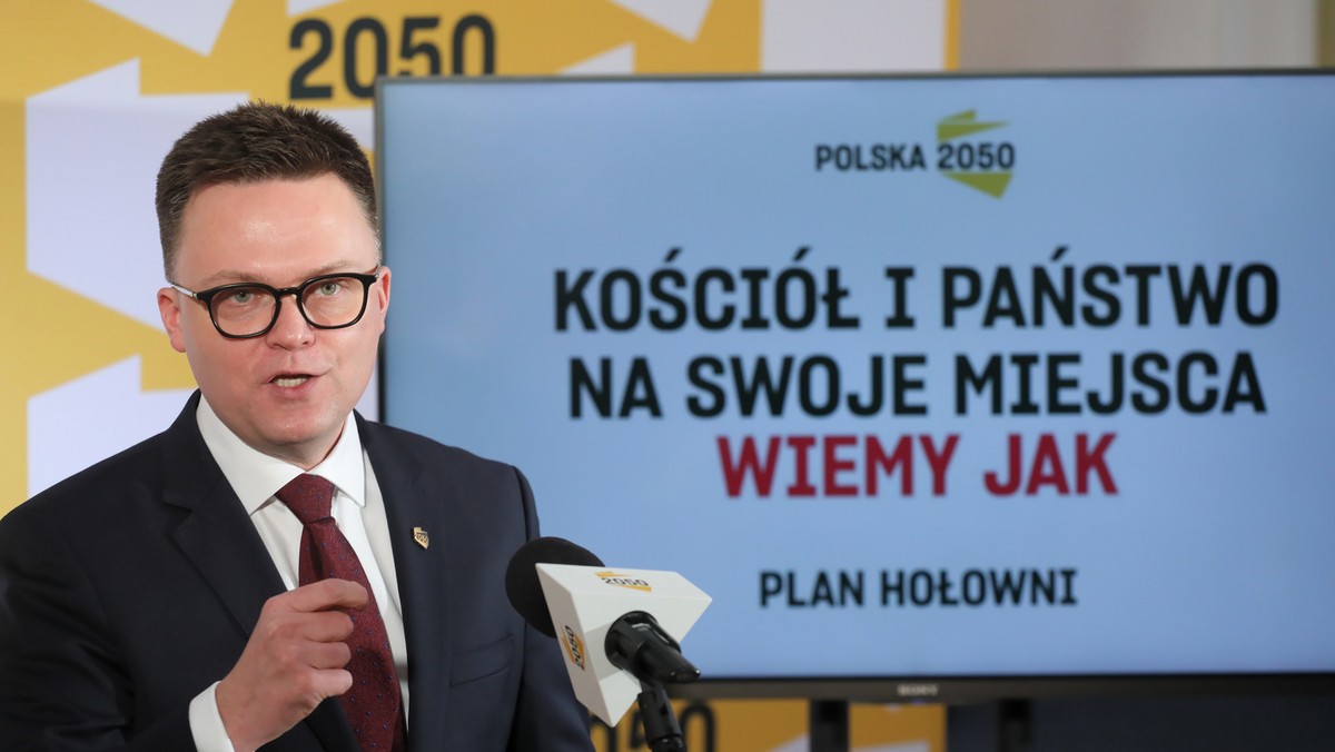 Szymon Hołownia o aborcji: posłowie są bardziej konserwatywni niż wyborcy