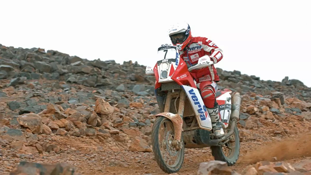 Przygoński nie wystartuje w Rajdzie Dakar 2011