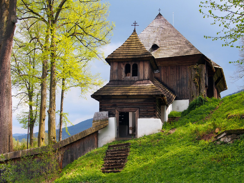 Kościół artykularny w Leštinach (fot. SLOVAKIA TRAVEL)