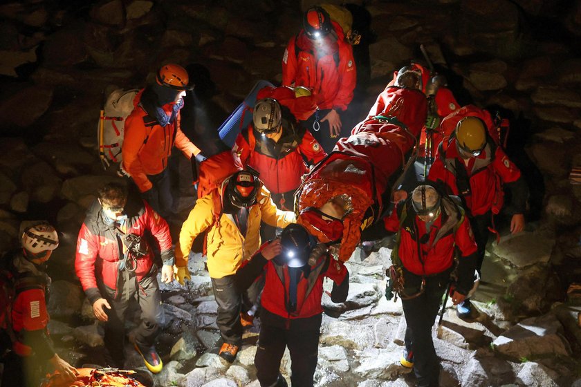 Tatry. W sobotę w akcjach ratunkowych brało udział ponad 40 ratowników.