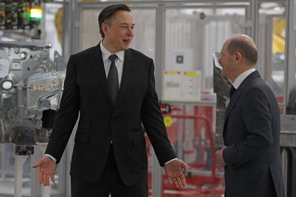 "Ktoś może umrzeć". Tesla odrzuca zarzuty związkowców z berlińskiej gigafabryki