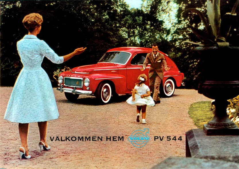 Reklama Volvo PV544 - modelu, w którym po raz pierwszy montowano trzypunktowe pasy bezpieczeństwa, wynalazek Nilsa Bohlina Fot. Volvo