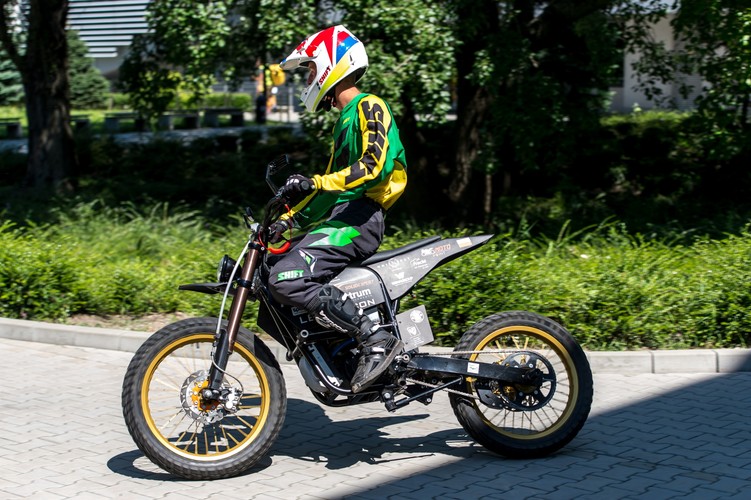 Po podliczeniu wszystkich rezultatów okazało się, że reprezentanci PWr triumfowali również w klasyfikacji generalnej.<br><br>(nlat) PAP/Maciej Kulczyński