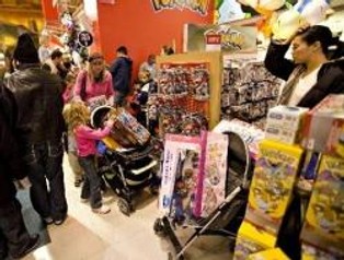 Zakupy w sieci zwiększyły przedświąteczną sprzedaż w USA