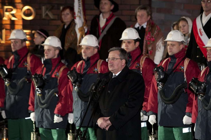 Gwizdy i krzyki, bo prezydent  oddawał hołd zabitym górnikom