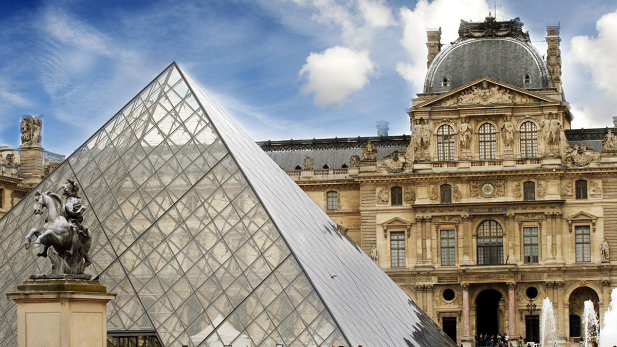 Tylko w 2012 roku Luwr odwiedziło ponad 10 mln turystów. To o milion więcej niż rok temu. Do 2012 roku, paryskie muzeum gościło średnio 8,5 mln zwiedzających każdego roku.