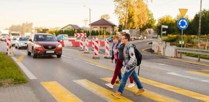 Tu dojdzie do tragedii! Dąbrowianie proszą o światła dla pieszych na S1 w Ząbkowicach