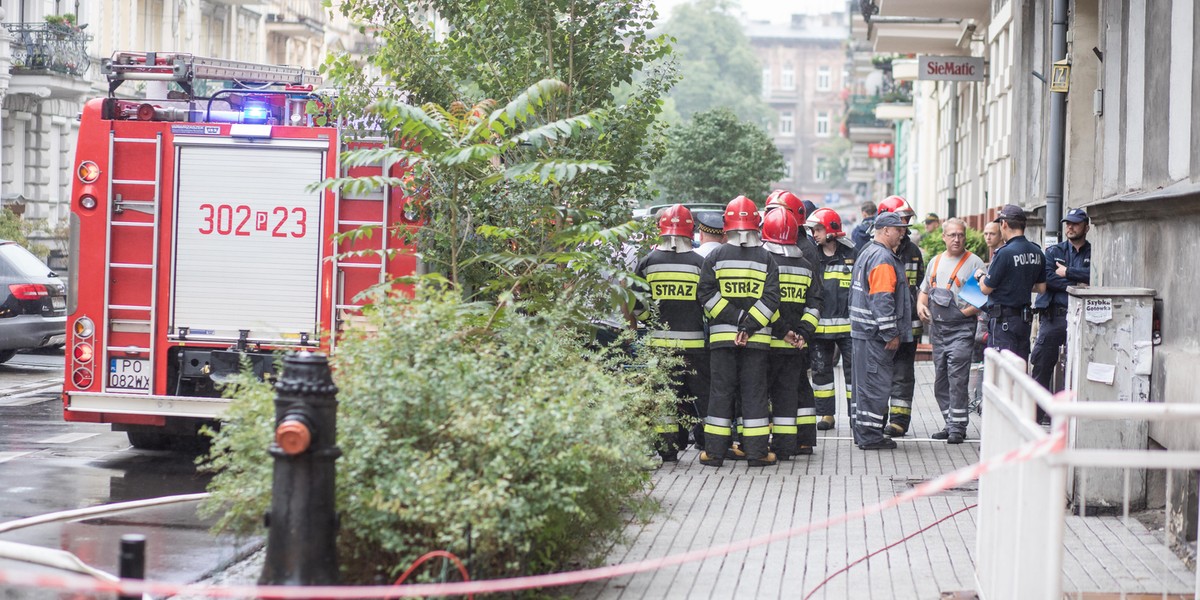 Zawaliła się podłoga w kamienicy na Jeżycach