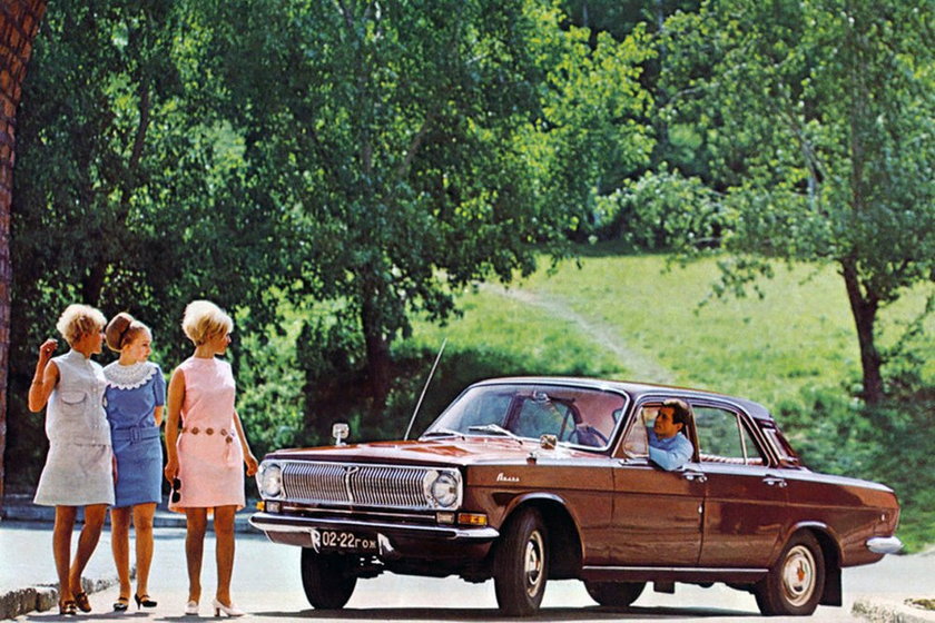 Radzieckie reklamy samochodów