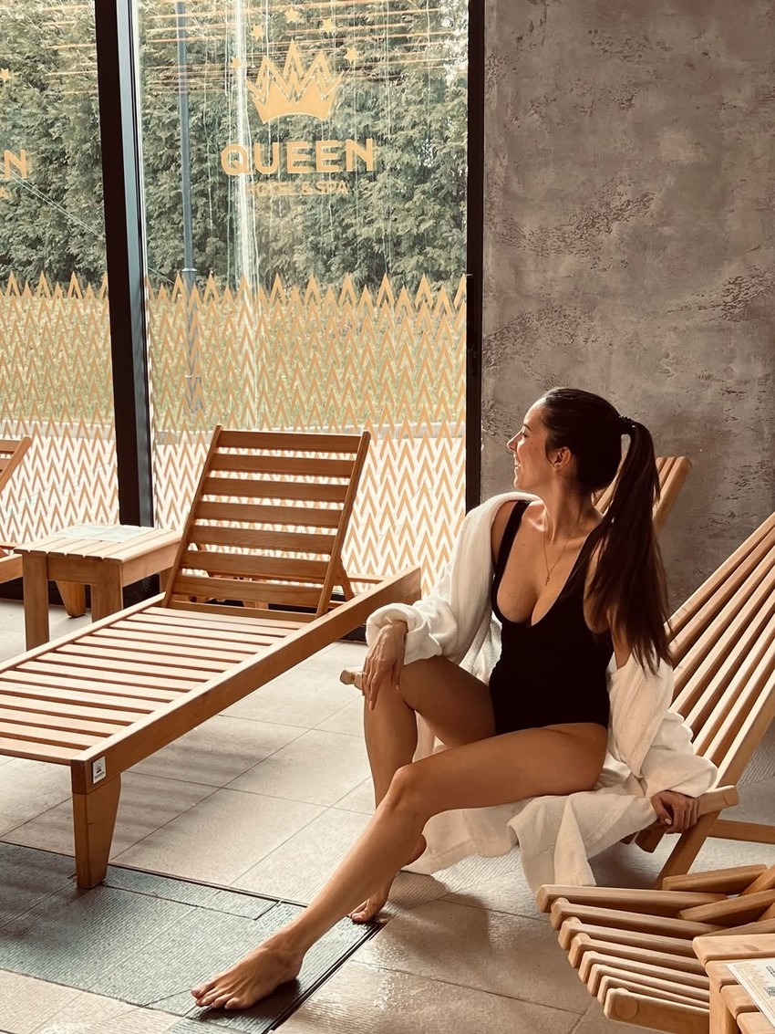 Marija Egelja na bazenu 