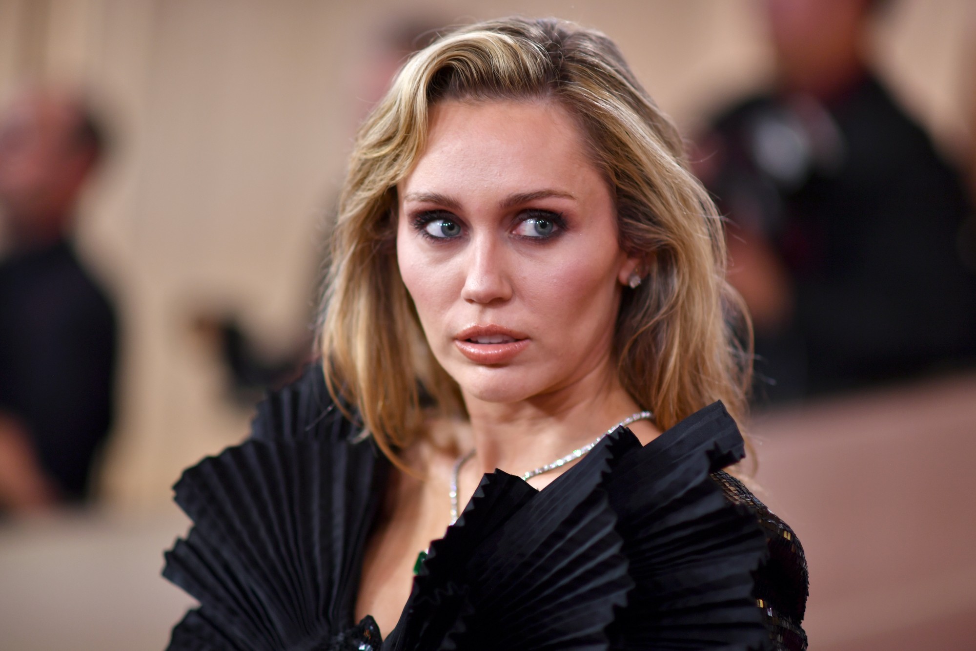 Odovzdávanie Zlatých glóbusov: Miley Cyrus.