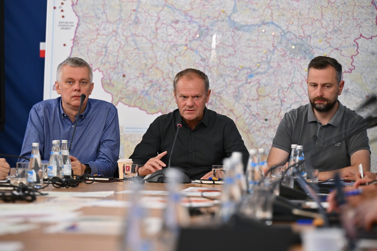 Donald Tusk, Tomasz Siemoniak, Władysław Kosiniak-Kamysz